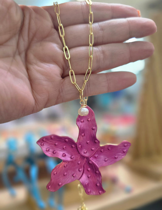 Collar estrella fuscha