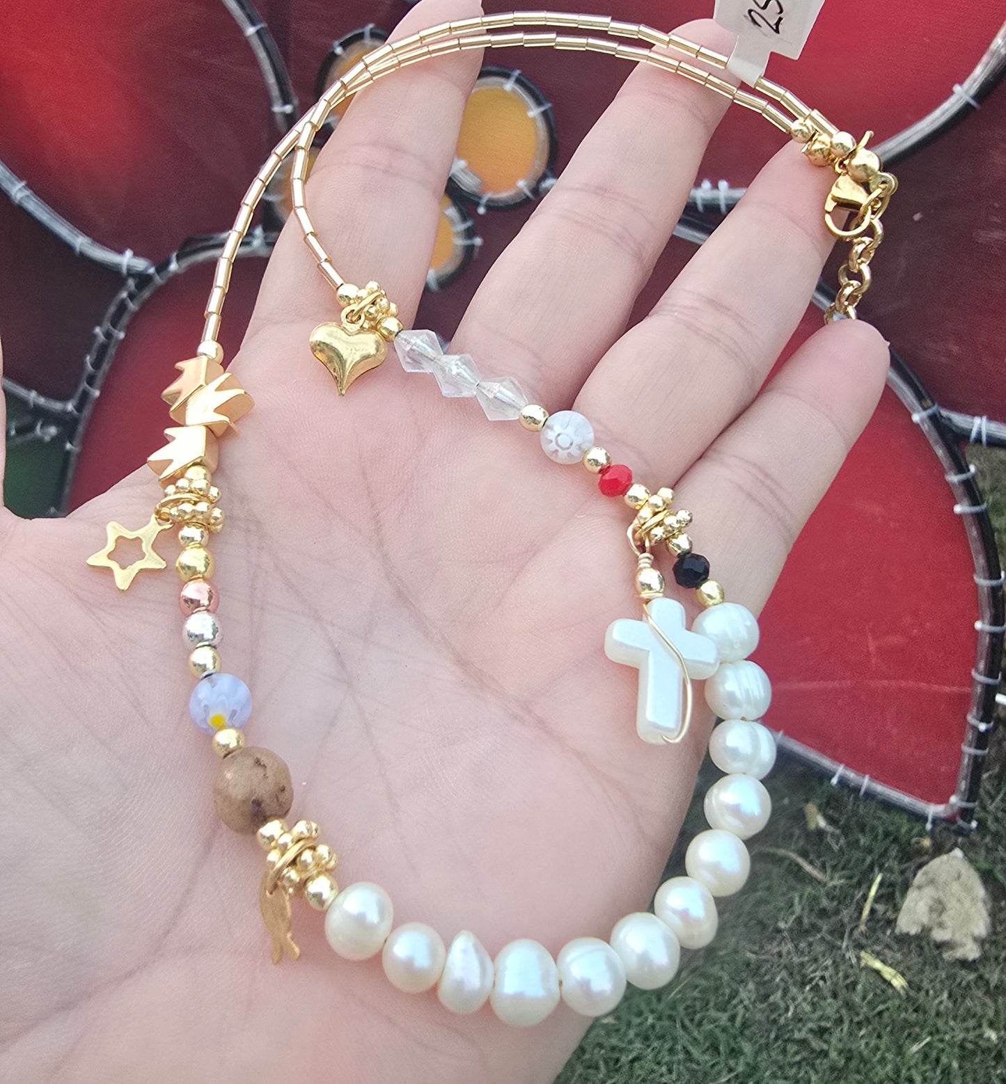 Historia de Jesús en collar